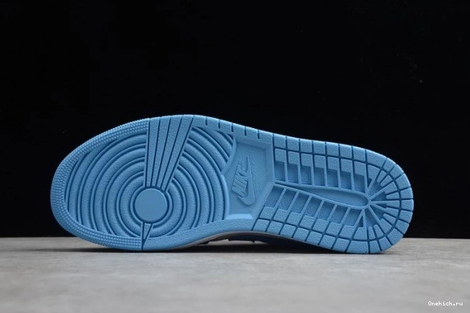 One Kick 1 Low (W) AO9944-441 Jordan Air UNC 0725